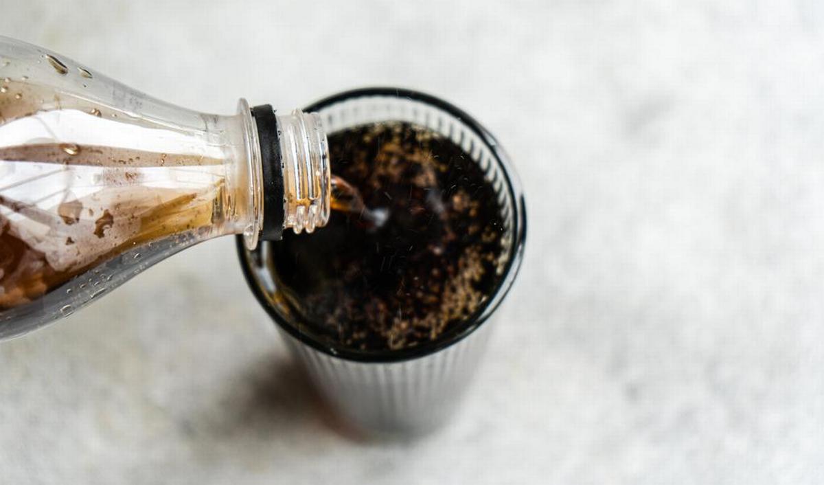 Hoeveel suiker in cola? gezondheid.be